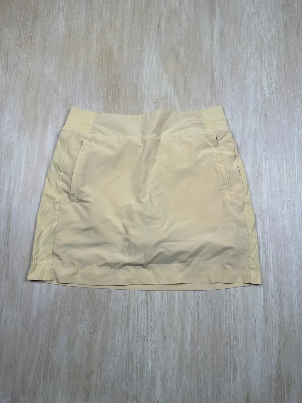 Athleta Brooklyn Butter Yellow Pull On Athletic Tennis Pickleball Skort Skirt 8